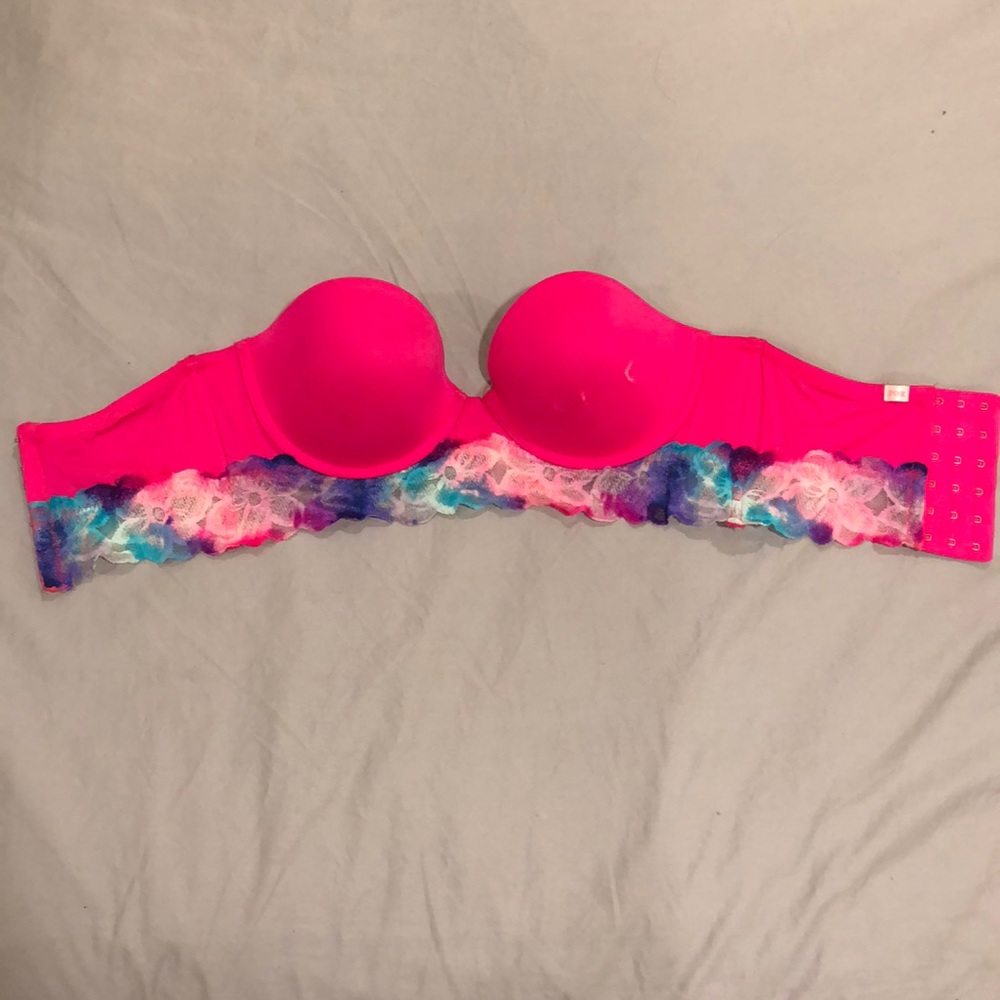 Cute VS strapless bra